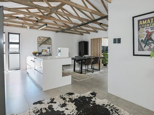 3 Bedroom House in West Beach