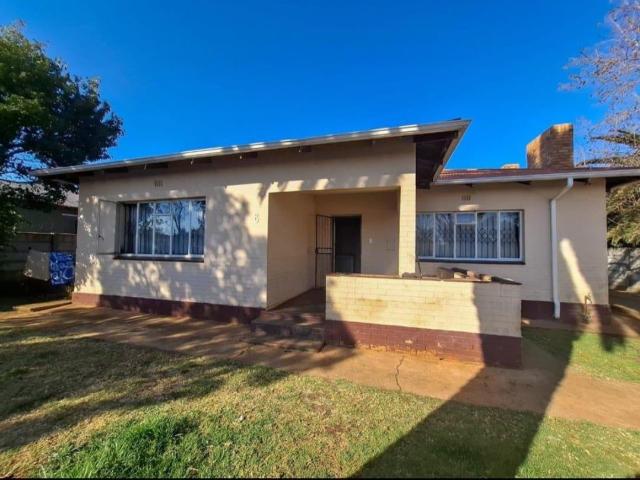 3 Bedroom House in Westonaria