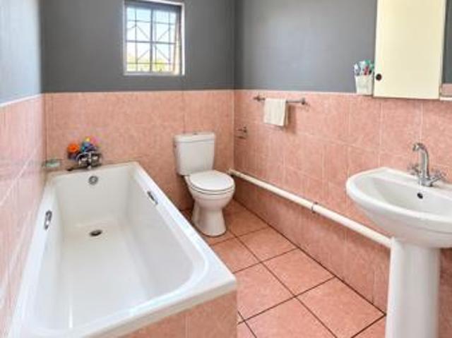 3 Bedroom House in Westgate