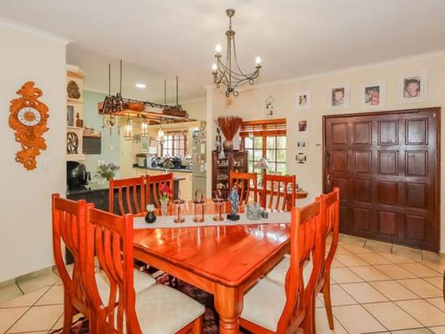 3 Bedroom House in Westlake Estate