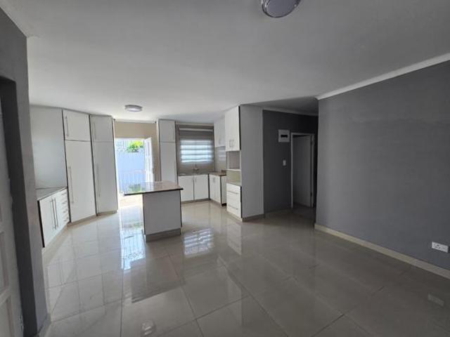 3 Bedroom House in Whetstone