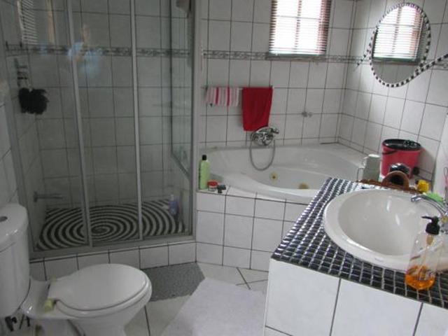 3 Bedroom House in White River Central