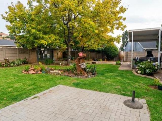 3 Bedroom House in Witpoortjie