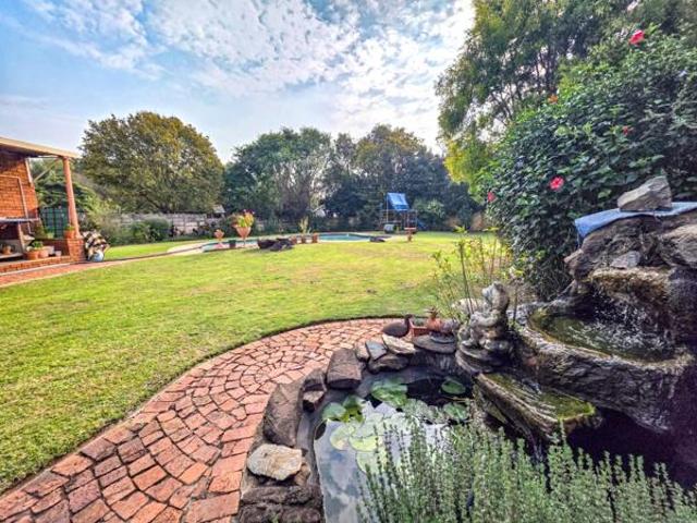 3 Bedroom House in Wierda Park