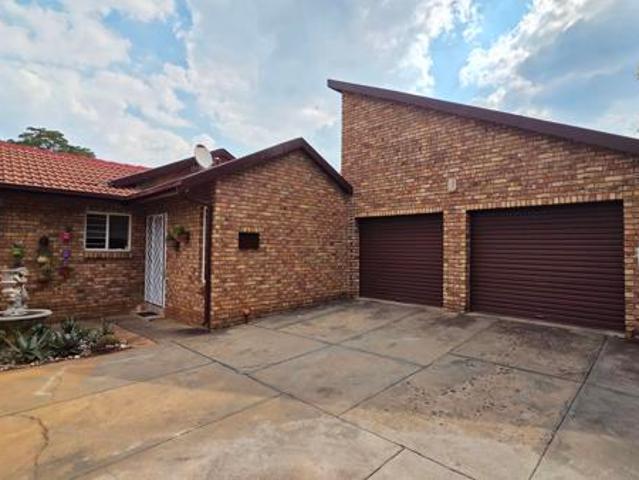 3 Bedroom House in Wierda Park
