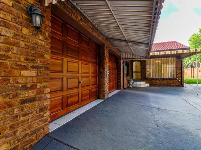 3 Bedroom House in Wierda Park