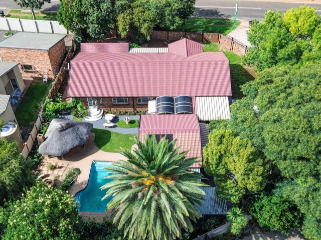 3 Bedroom House in Wierda Park