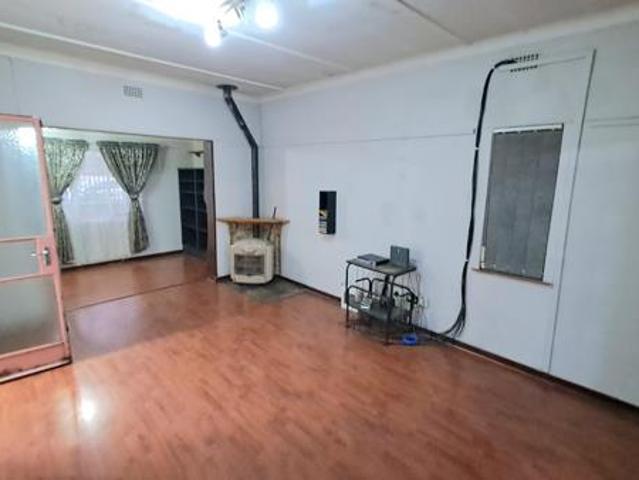 3 Bedroom House in Wilgehof
