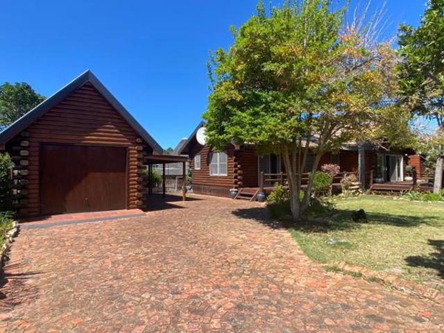 3 Bedroom House in Wilderness
