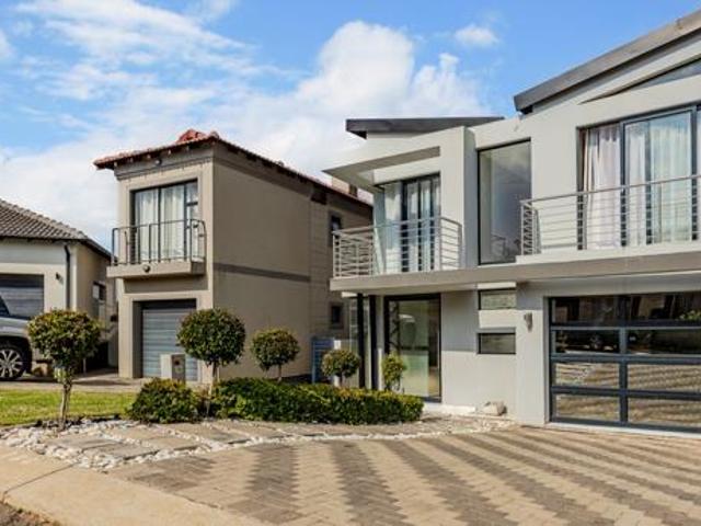 3 Bedroom House in Wildtuin Park