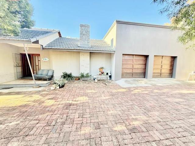 3 Bedroom House in Wilkoppies