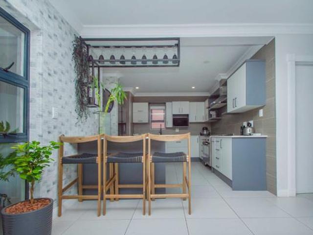 3 Bedroom House in Willowbrook