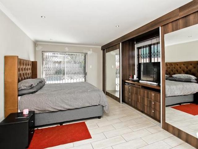 3 Bedroom House in Wychwood
