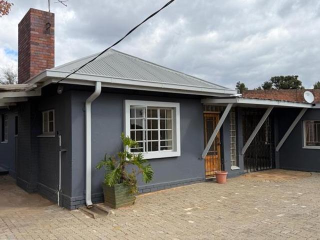 3 Bedroom House in Wychwood