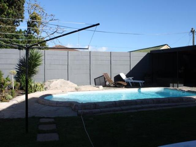 3 Bedroom House in Townsend Estate