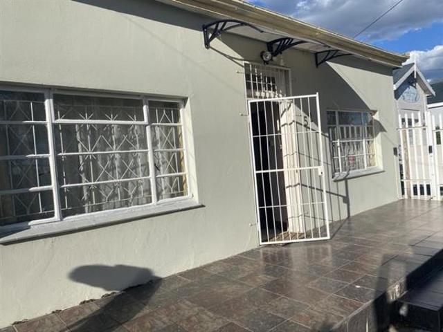 3 Bedroom House in Top Town