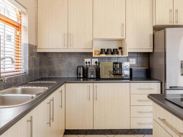 3 Bedroom House in Table View