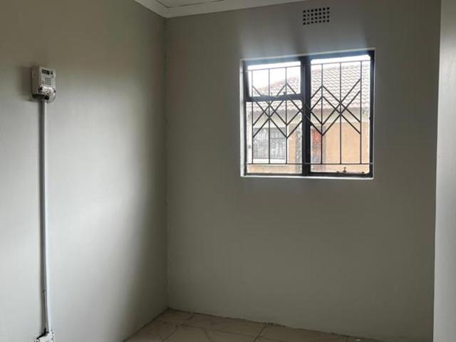 3 Bedroom House in Tasbet Park