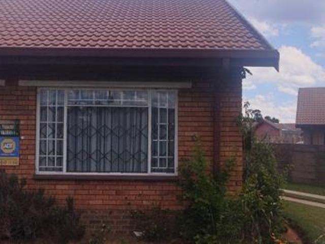 3 Bedroom House in Tasbet Park