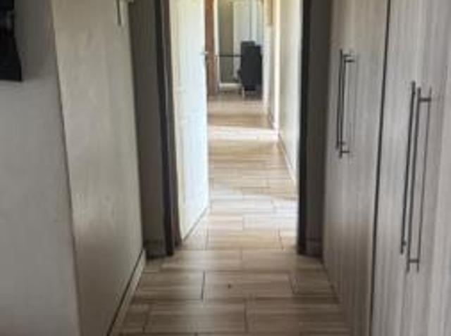 3 Bedroom House in Tasbet Park
