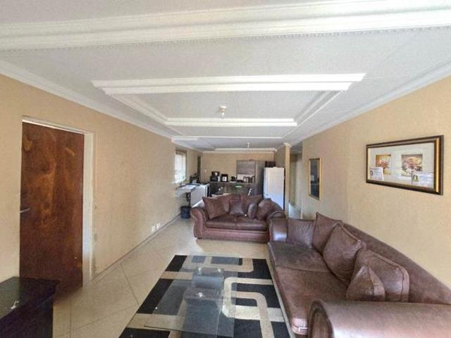 3 Bedroom House in Tasbet Park Ext 1