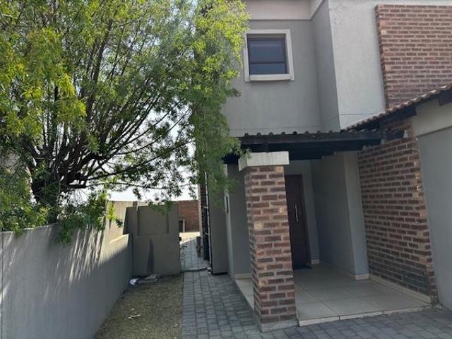 3 Bedroom House in Terra Nova