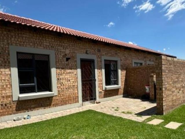 3 Bedroom House in Terra Nova