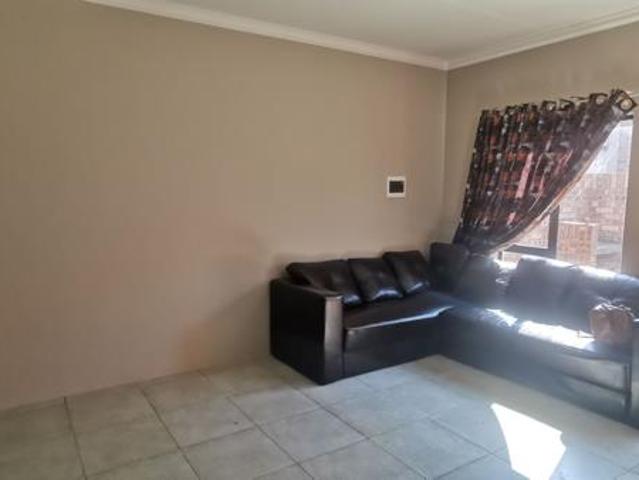 3 Bedroom House in Terra Nova