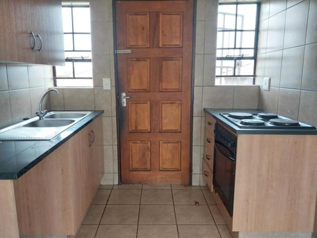 3 Bedroom House in Thatch Hill Estate