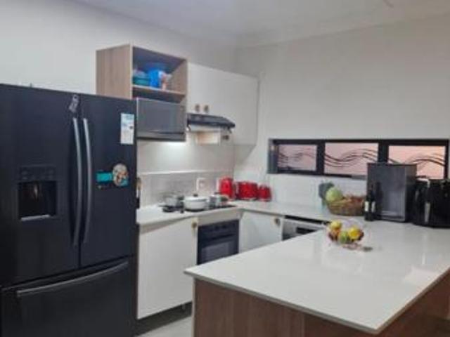 3 Bedroom House in Thatchfield