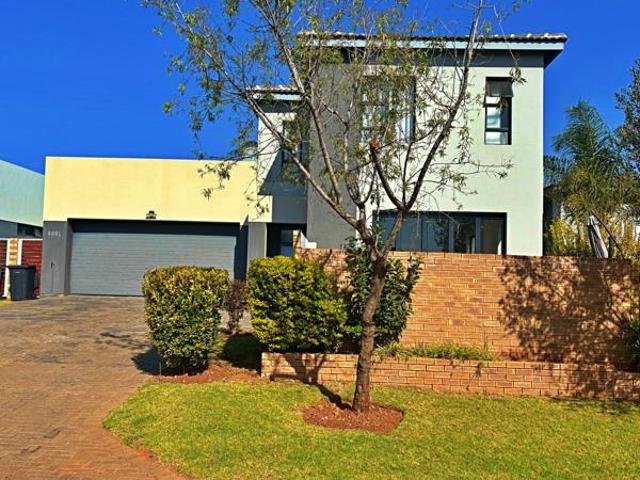 3 Bedroom House in Thatchfield