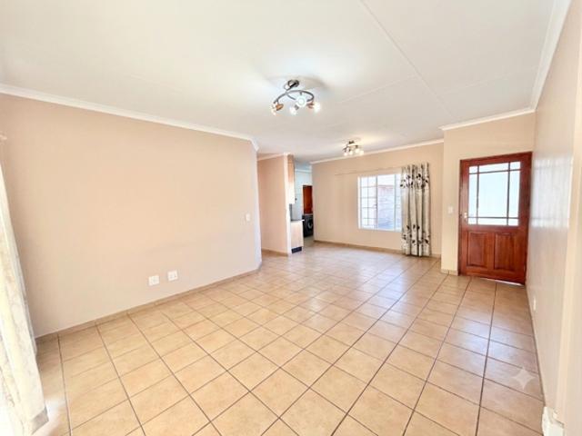 3 Bedroom House in Thatchfield