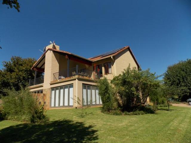 3 Bedroom House in The Coves