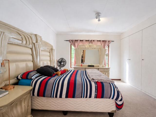 3 Bedroom House in The Coves