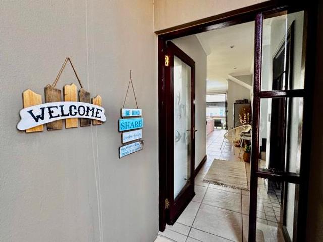3 Bedroom House in The Island Estates