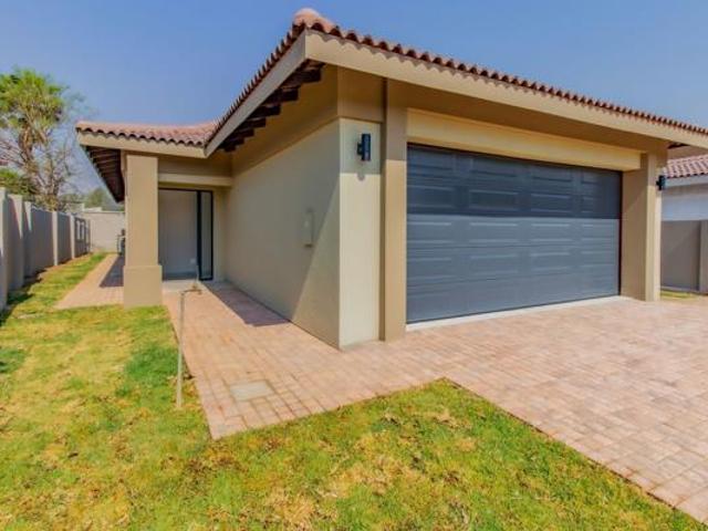 3 Bedroom House in The Island Estates