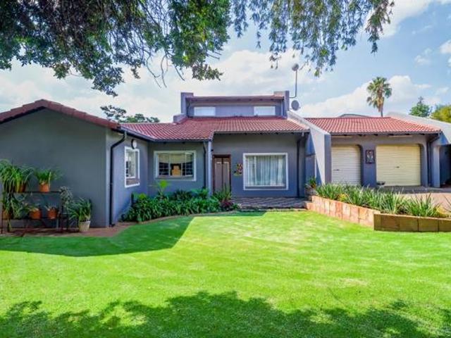 3 Bedroom House in The Reeds