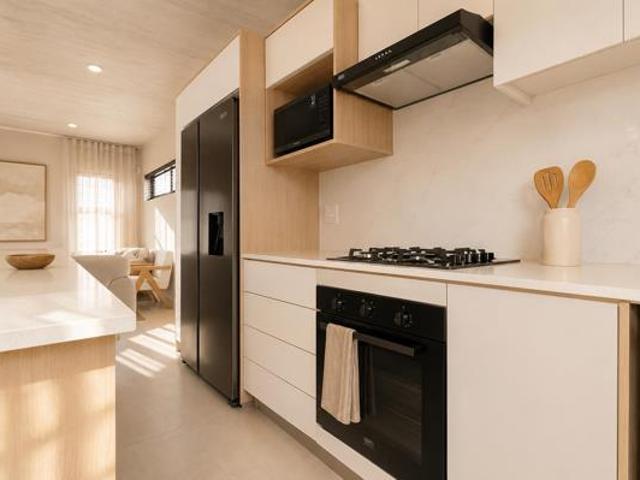 3 Bedroom House in The Reeds