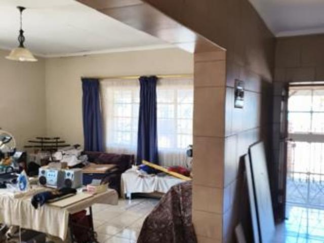 3 Bedroom House in Theunissen