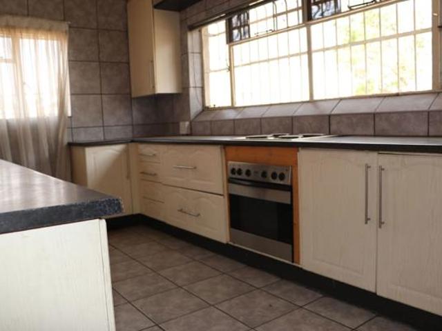 3 Bedroom House in Three Rivers North