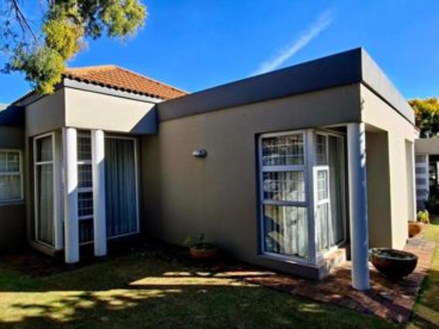 3 Bedroom House in Three Rivers East