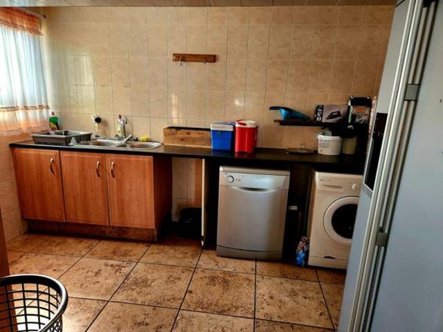 3 Bedroom House in Tinley Manor
