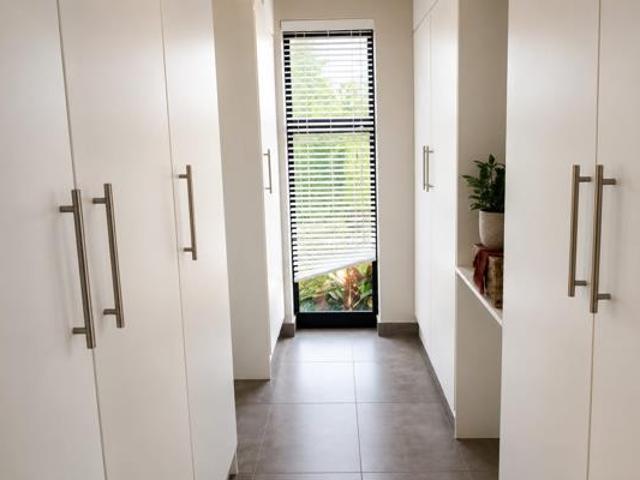 3 Bedroom House in Tinley Manor