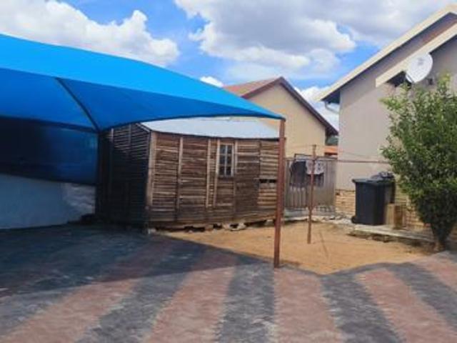 3 Bedroom House in Tlhabane West