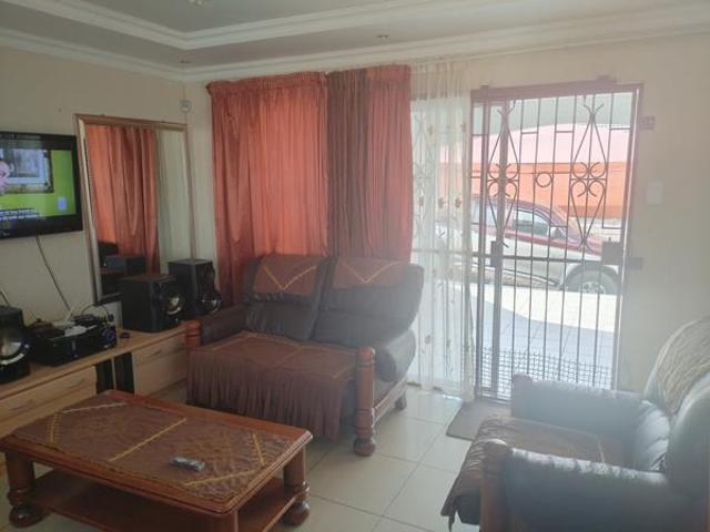3 Bedroom House in Tlhabane West
