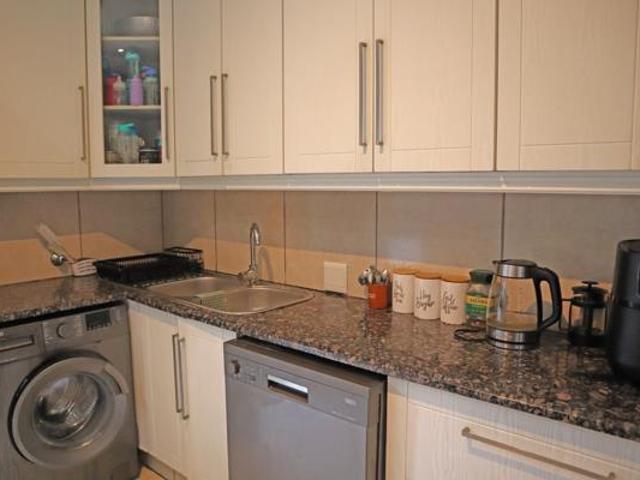 3 Bedroom House in Trafalgar