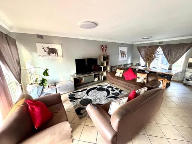 3 Bedroom House in Trichardt