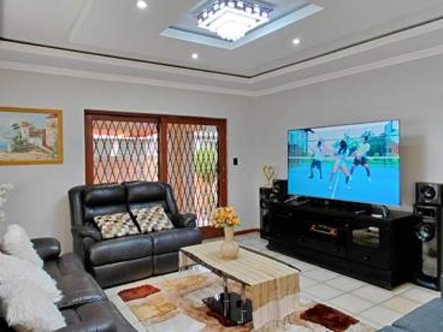 3 Bedroom House in Tweefontein AH