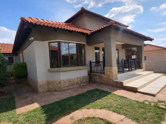 3 Bedroom House in Tweefontein AH