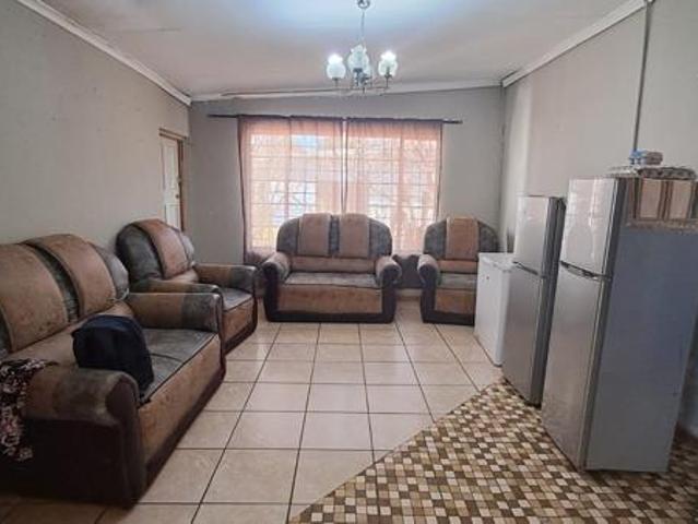 3 Bedroom House in Tweespruit